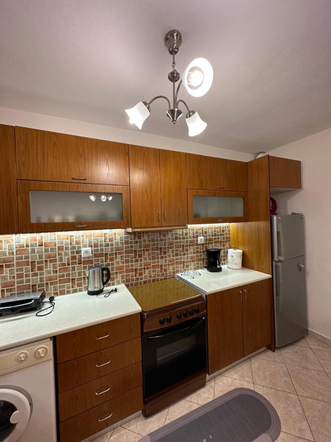 B&S Saranda Apartment Exteriör bild